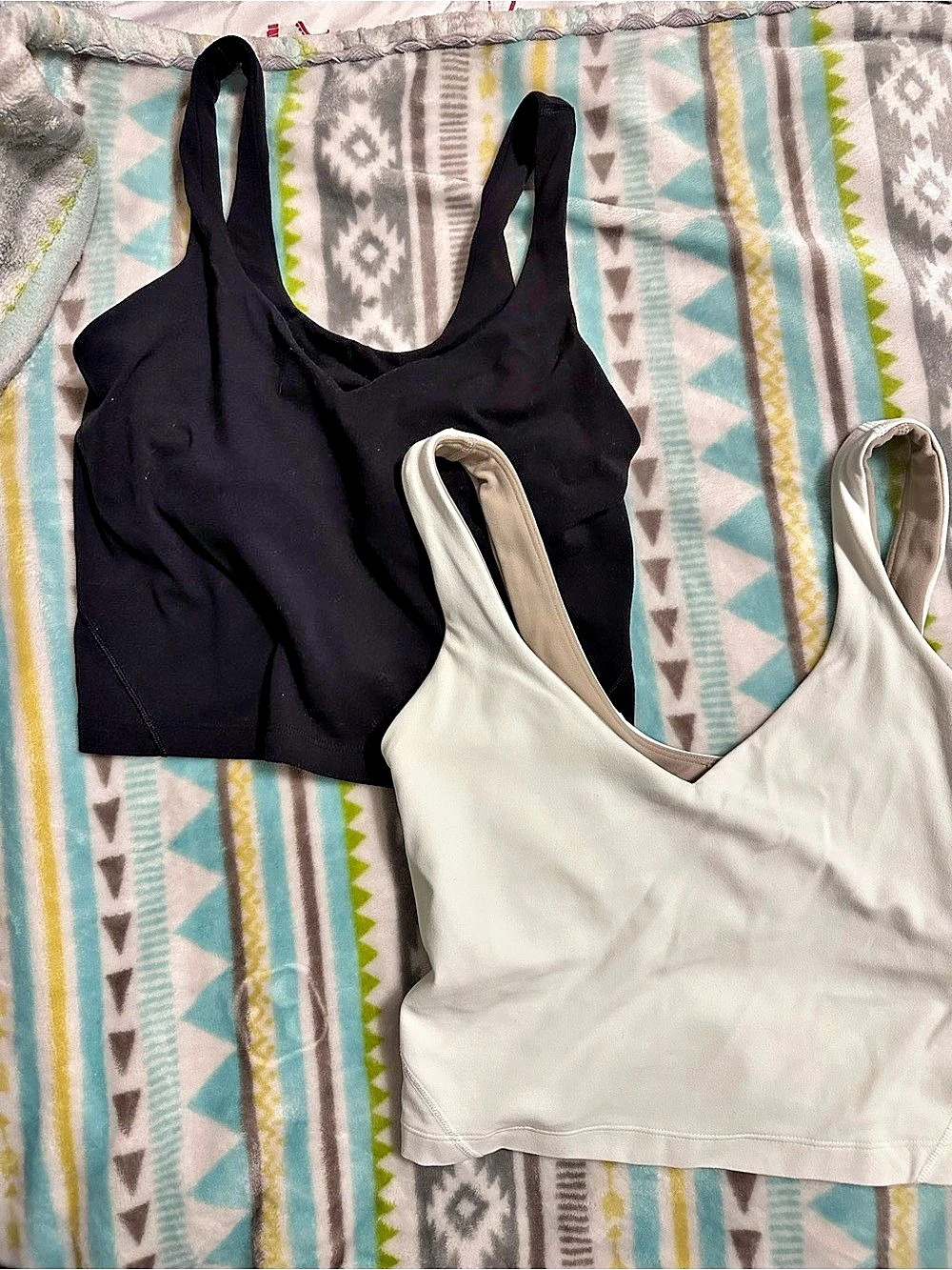 Lululemon Align Tank Black & White Sports Bra Set